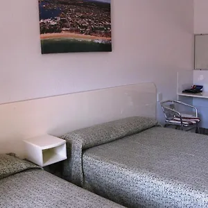 https://river-esplanade-motel.hotelssunshinecoast.net